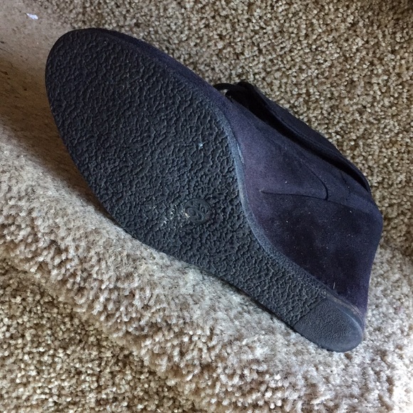 Little Black Wedge Booties Size 9 1/2 - Picture 7 of 7